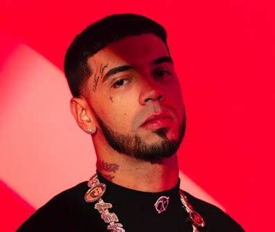 Anuel Le Responde A Karol G En Su Nueva Canci N T No Eres Shakira Ni