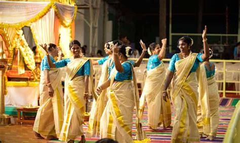 Top 12 Best Traditional Folk Dance of Kerala with Images