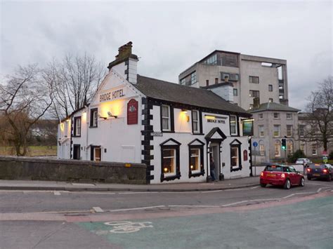 Bridge Inn Stramongate Kendal © Alexander P Kapp Geograph Britain