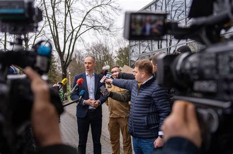 Konferencja Prasowa Wybuch Na Ul Darwina Tychy Pl