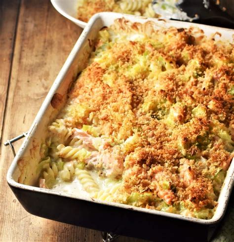 This Delicious Salmon Pasta Bake With Leek Is A Quick And Easy Midweek