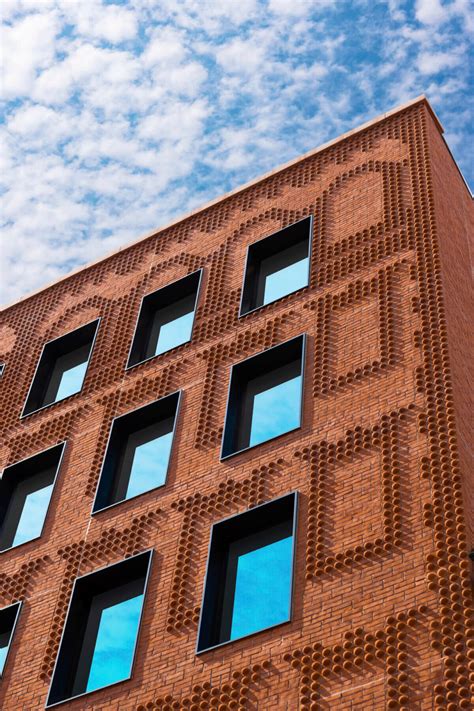 The Grand Mulberry Uses Custom Formed Brick On A New York Facade