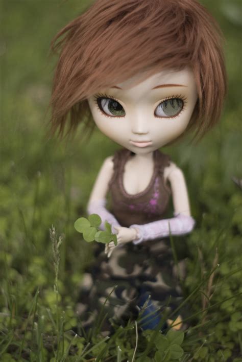 Lucky Clover Evie Loves Nature And Being Outside Rachel Nadine Flickr