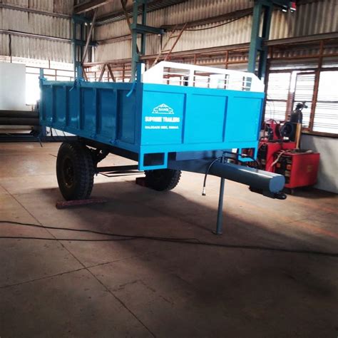 Mild Steel Agricultural Hydraulic Tractor Trolley Capacity 5000 KG