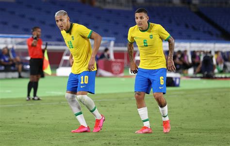 Resumo Olimpíadas Richarlison brilha em dia de Baile de Favela em