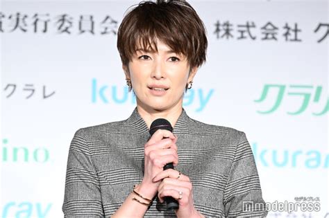 吉瀬美智子、出産前後で2度の「美脚大賞」受賞 変わらぬプロポーションに称賛の声 モデルプレス