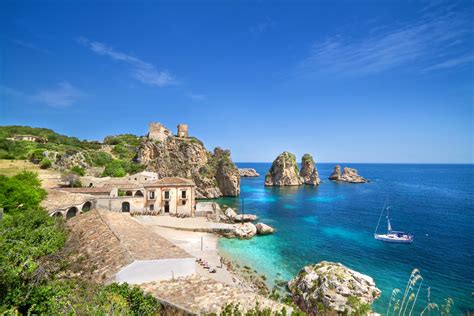 Sailing Sicily - The Biggest Island of the Mediterranean