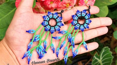 Aretes Estilo Huichol Con Flequillos De Hojas Hechos Con Chaquiras