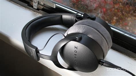 Beyerdynamic DT 700 PRO X Review Stylish Studio Sound SoundGuys