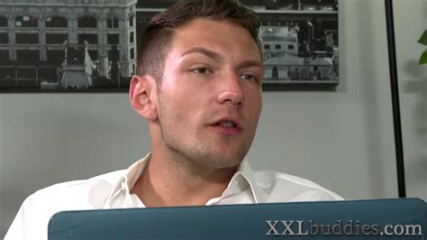 Horny Hung Stud Sucking Dick BoyFriendTV