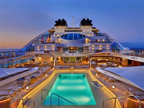 Seabourn Seabourn Ovation cruise ship - Cruiseable