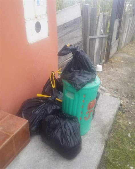 Loja continúa como ciudad culta y limpia el problema de basura es por