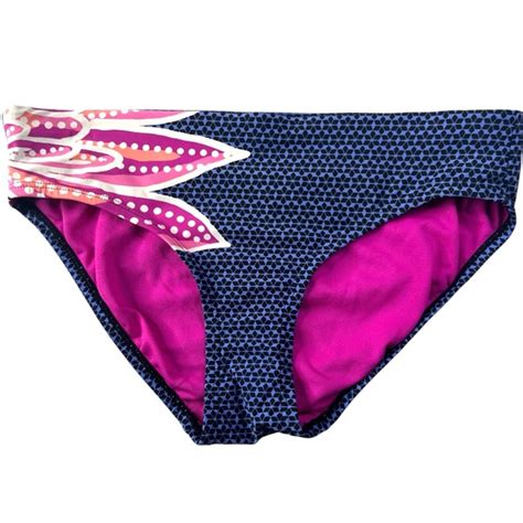 Title Nine Swim Title Nine Floral Placed Print Bikini Swim Bottoms Size S Small Blue Pink