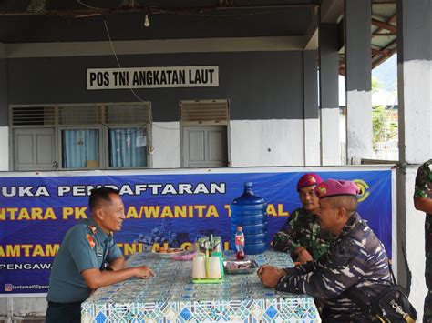 PERSONEL POSAL PAINAN MENERIMA KUNJUNGAN DANYONMARHANLAN II PADANG