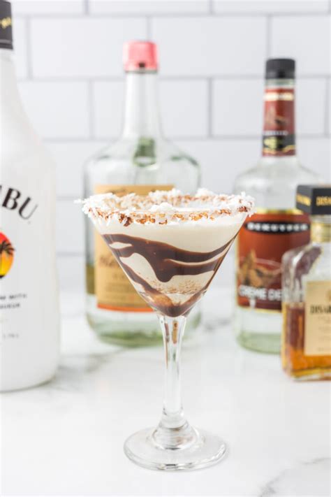Almond Joy Martini Vodka Recipe Cooking Up Memories