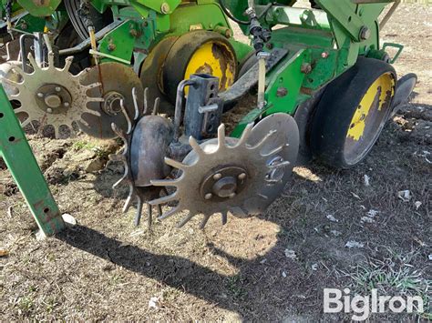 John Deere 7300 8r30 3 Pt Planter Bigiron Auctions