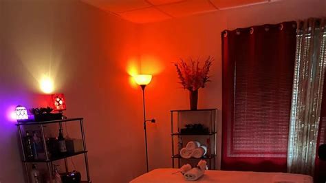 Harmany Spa Henrico的massage Spa