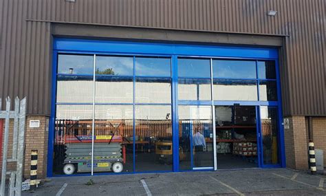 Aluminium Shop Fronts Installation London Altus Contractors