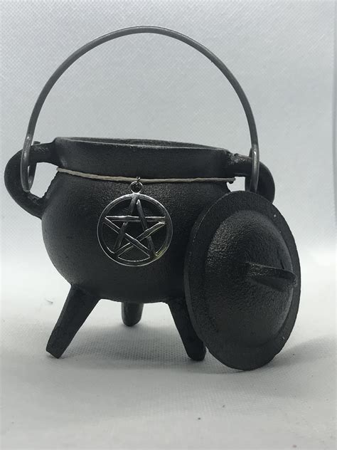 Mini Cast Iron Cauldron With Lid Filled With Soy Wax Open Your Etsy