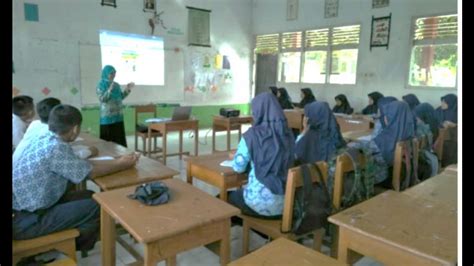 Manfaatkan Teknologi Guru MTsN 1 Bulukumba Biasakan Siswa Belajar