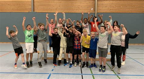 Spannende Spiele Und Gl Ckliche Sieger Realschule Enger