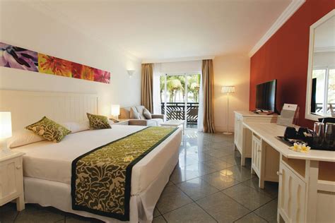 Hotel Riu Creole Mauritius Kitesurfstation Ion Club Spot Le Morne