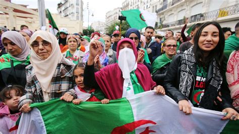 Defiant Algerian Protesters Reject December Presidential Vote Algeria