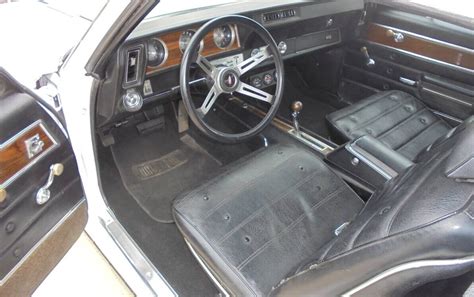 1972 Olds Interior Barn Finds