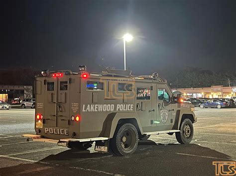 Photos Strong Police Presence Seen Around Lakewood Following Fbi