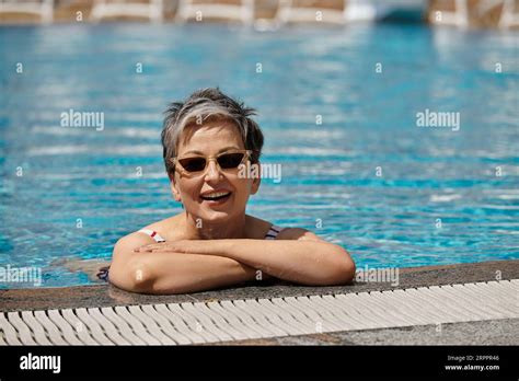 Mature Woman And Swimsuit Hi Res Stock Photography And Images Alamy