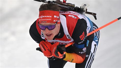 Biathlon Sprint Wenige Sekunden Entscheiden Benedikt Doll Gewinnt Krimi