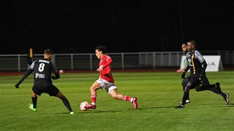 Football National Le So Cholet Partage Les Points Au Puy En Velay 1 1