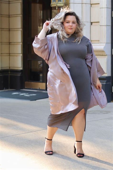 Chicago Plus Size Petite Fashion Blogger Influencer Youtuber And