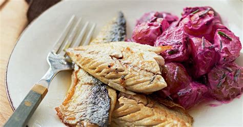 Pan Fried Mackerel With Potatoes And Beetroot Recipe Yummly