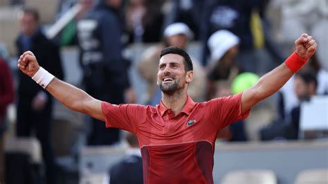 French Open Novak Djokovic Survives Fourth Round Scare To Set Up