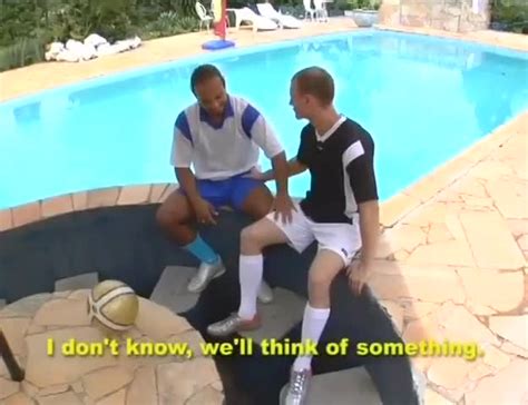 Interracial Gays Fuck Near The Swimming Pool BoyFriendTV