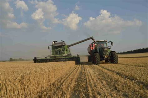 ¿cÓmo Funciona Una Cosechadora Conocer La Agricultura Y La Ganadería