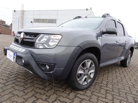 Renault Duster Oroch Outsider Plus 2 0 4x4 Usado 2019 Color Gris