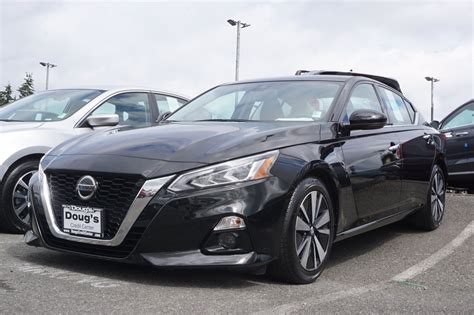 Pre Owned Nissan Altima Sl Dr Car