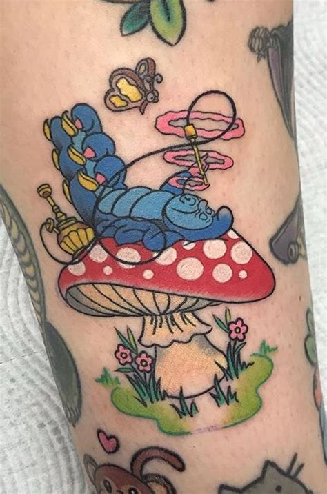 Alice In Wonderland Tattoo In 2020 Wonderland Tattoo Alice And