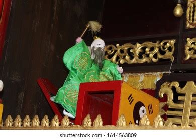 45 Wayang Potehi Images, Stock Photos & Vectors | Shutterstock