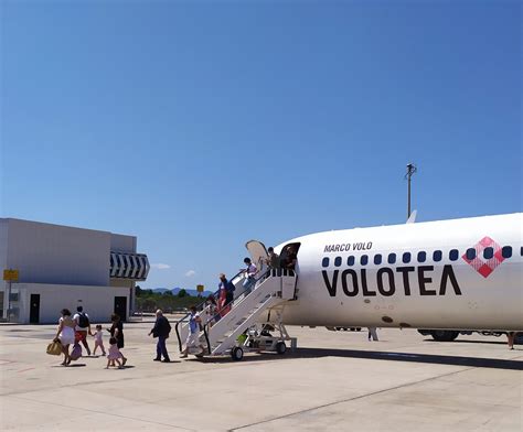 El Aeropuerto De Castell N Adjudica Una Nueva Ruta A Asturias Con Fecha