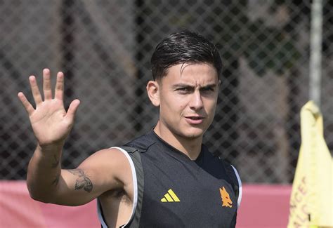 Dybala: "Contento di essere tornato con l'Argentina". Il suo rapporto