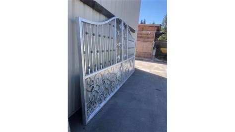 Custom Aluminum Driveway Gates