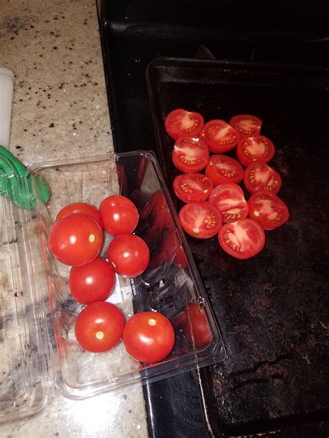 Roasted tomato ketchup. Tomatoes (14 small), Apple... | Recipes & Culinary Creations