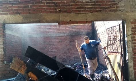 Apatzingán Explosión En Bodega Clandestina De Pirotecnia Deja Destrozos