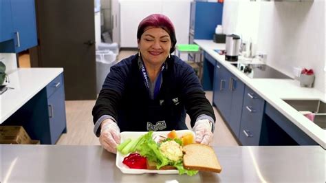 Ayala Park Community Center Offering Free Senior Meals Youtube