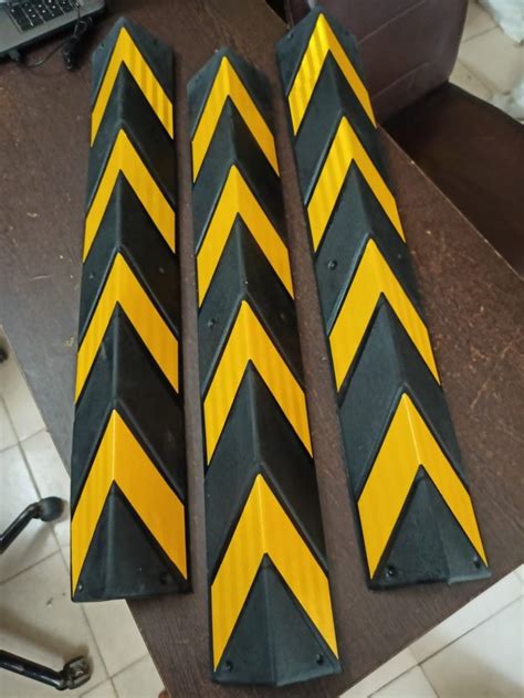 Black And Yellow Rubber Corner Guard At Rs In Ahmedabad Id