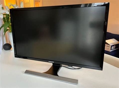 Samsung U28e590d 28 4k Led Monitor 3840 X 2160 Uhd 1 Ms 5054629826591 Ebay