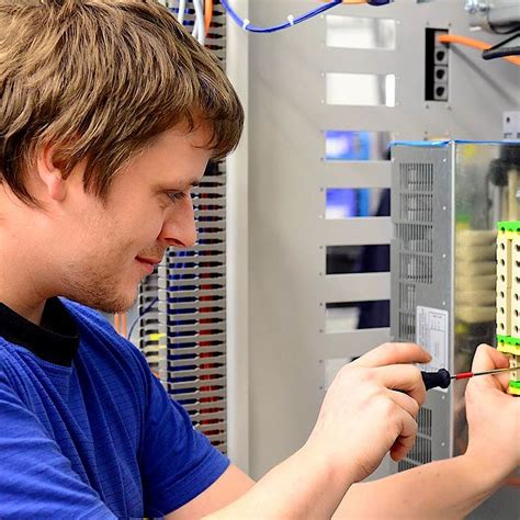 Ausbildung Bei Elektro B Ker Elektro B Ker Gmbh Co Kg